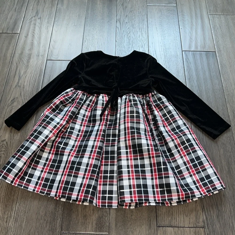Long sleeve velvet top holiday dress with Front floral attached sash